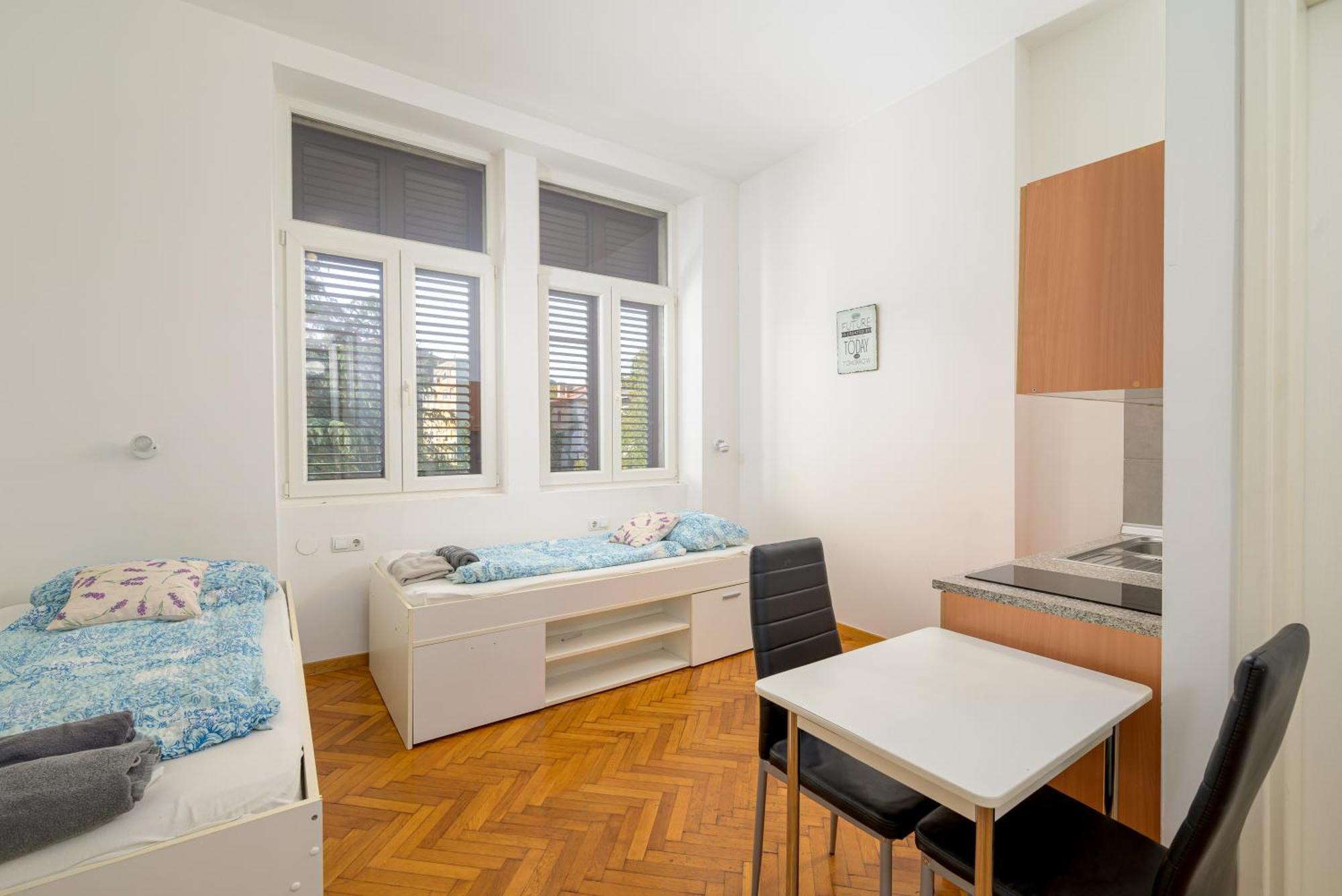 Apartments Todorovic Pula Exterior photo