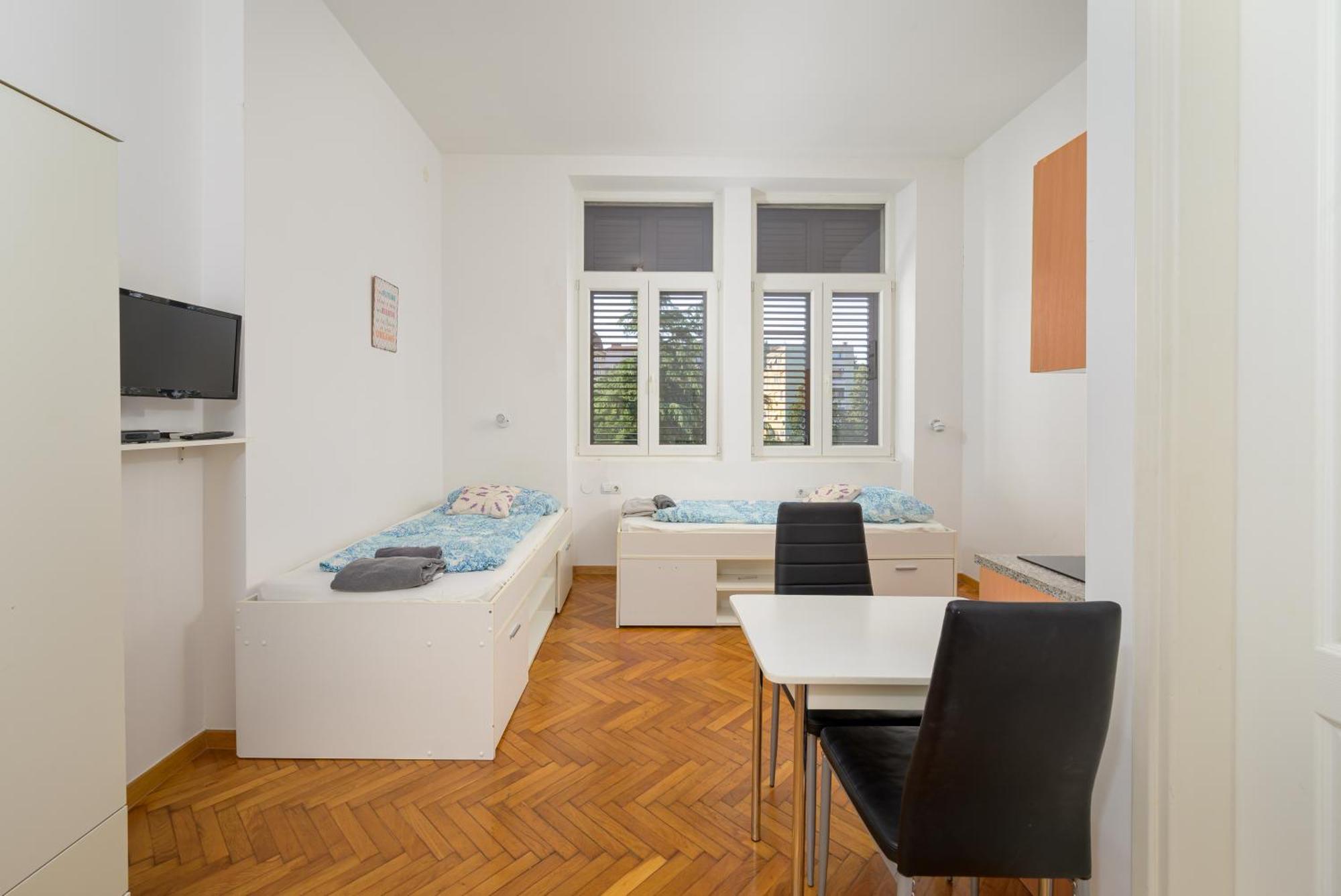 Apartments Todorovic Pula Exterior photo