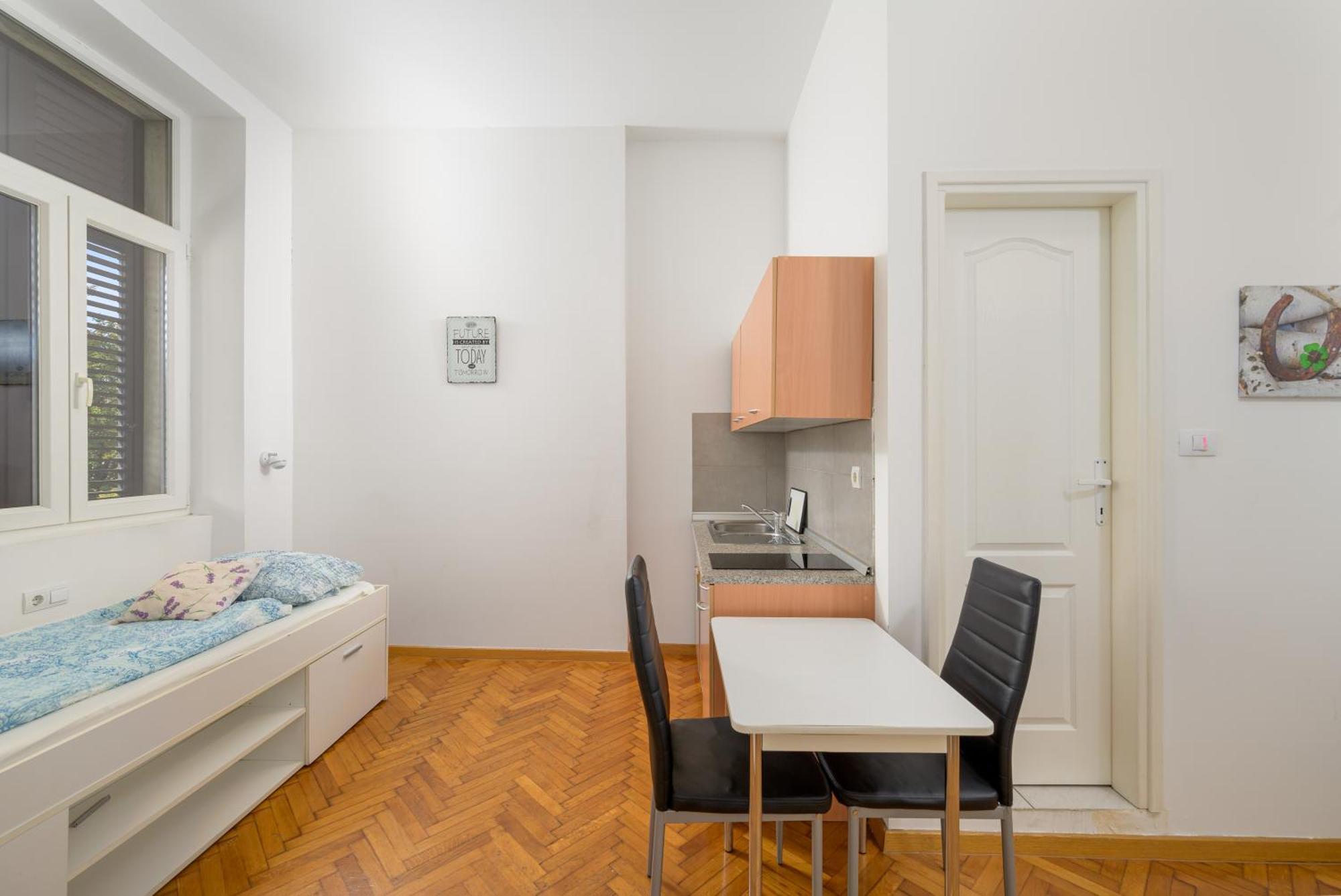 Apartments Todorovic Pula Exterior photo