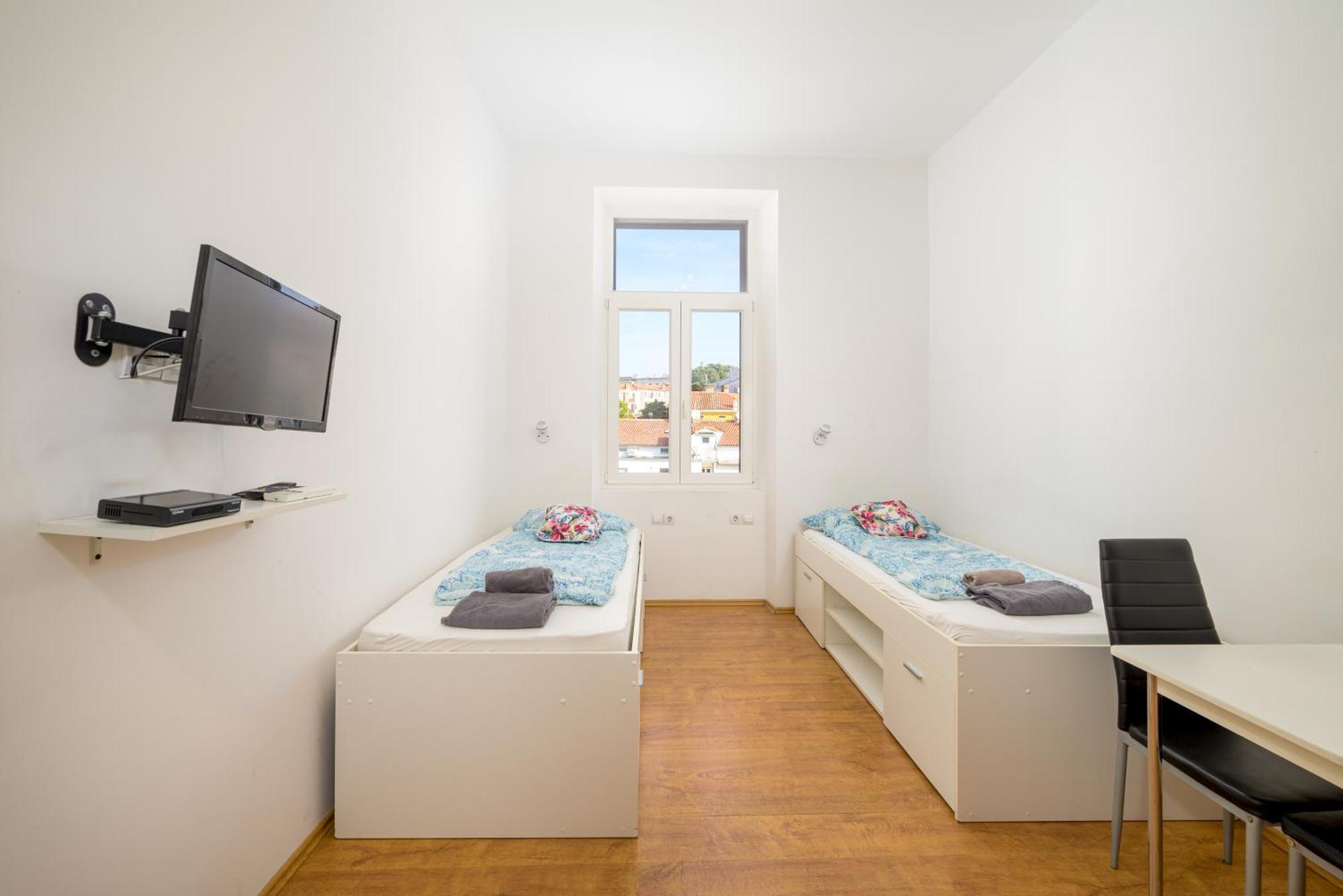 Apartments Todorovic Pula Exterior photo