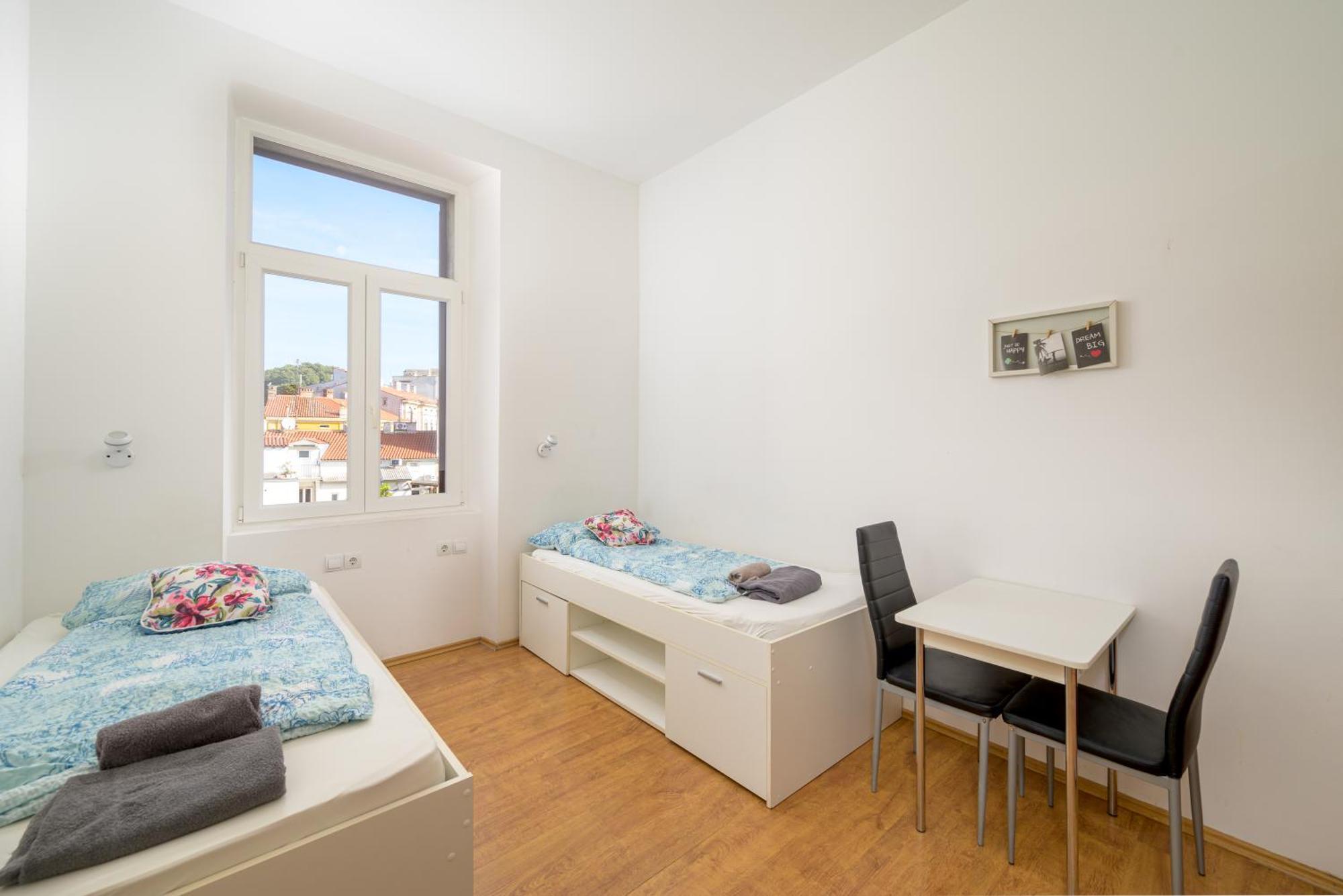 Apartments Todorovic Pula Exterior photo