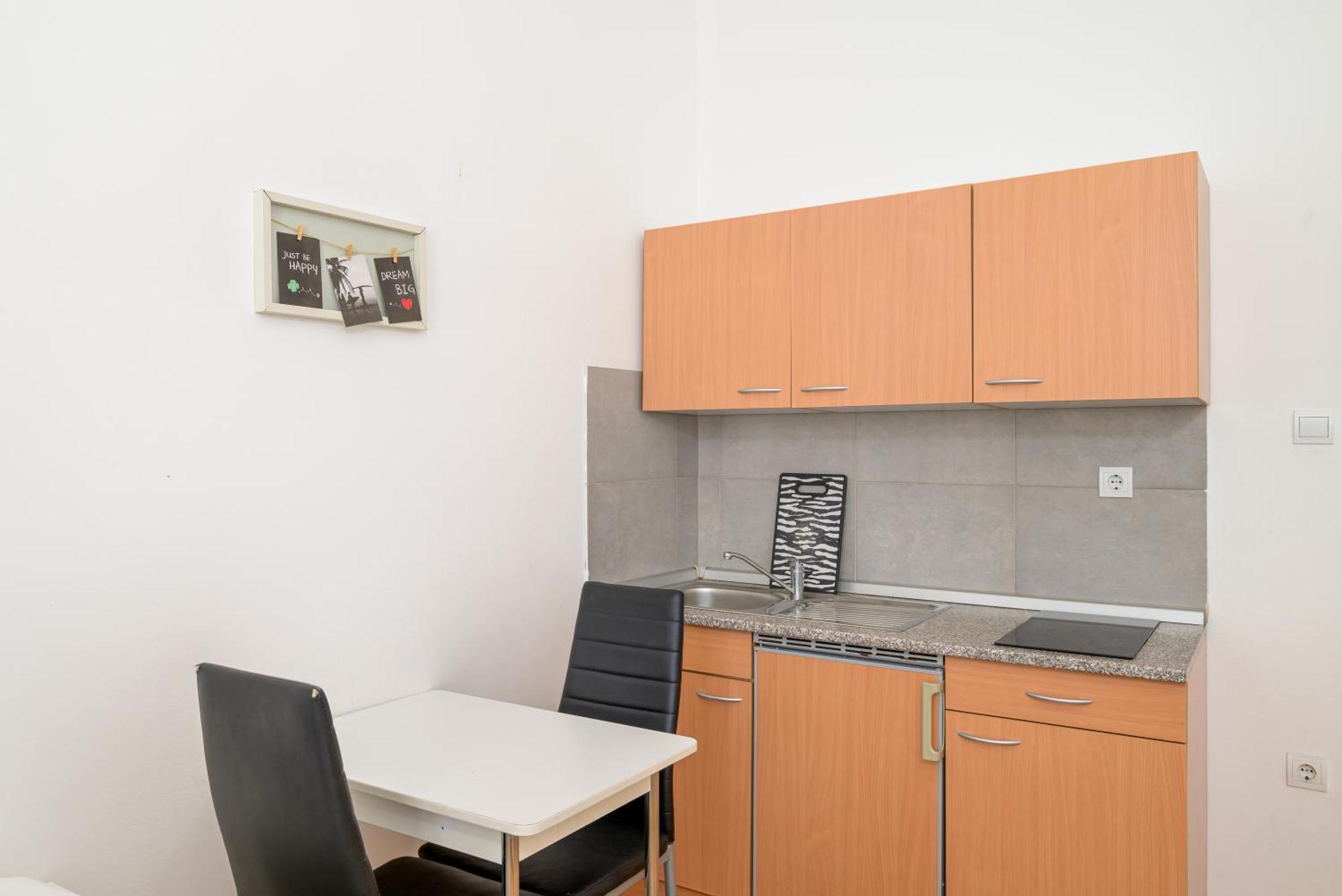 Apartments Todorovic Pula Exterior photo